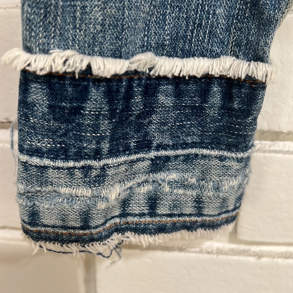 True Religion Distressed Blue Jean Jacket Raw Hem Collar, Pockets, & Cuffs Small - Picture 6 of 12